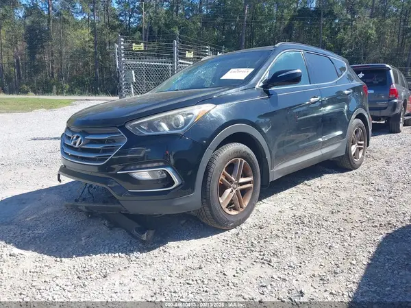 5NMZU3LB6JH089018 2018 HYUNDAI SANTA FE - Image 2
