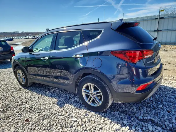 5NMZU3LB6JH100745 2018 HYUNDAI SANTA FE - Image 2