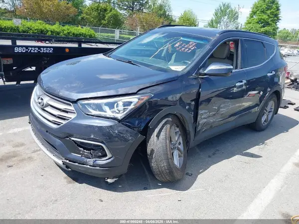 5NMZU3LB6JH101152 2018 HYUNDAI SANTA FE - Image 2