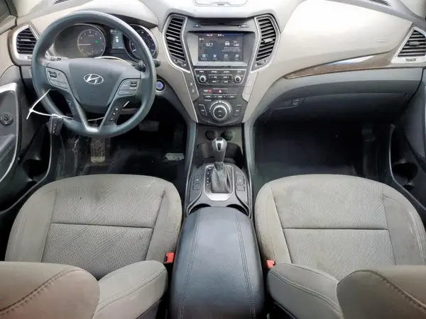 5NMZU3LB6JH106805 2018 HYUNDAI SANTA FE - Image 8