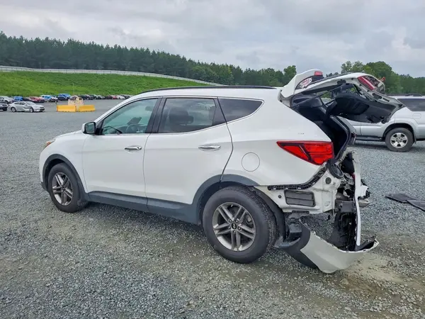 5NMZU3LB7HH001247 2017 HYUNDAI SANTA FE - Image 2