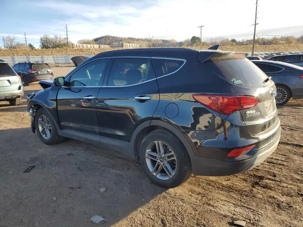 5NMZU3LB7HH001930 2017 HYUNDAI SANTA FE - Image 2