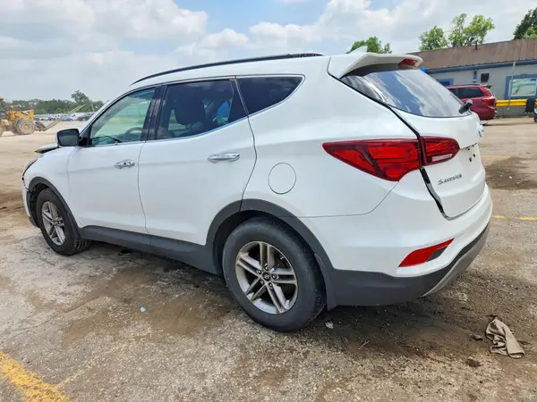 5NMZU3LB7HH001992 2017 HYUNDAI SANTA FE - Image 2