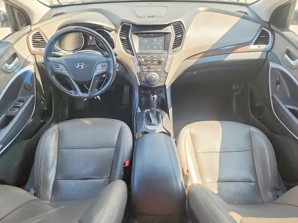5NMZU3LB7HH006674 2017 HYUNDAI SANTA FE - Image 8