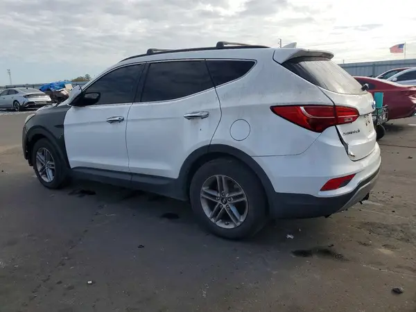 5NMZU3LB7HH007534 2017 HYUNDAI SANTA FE - Image 2