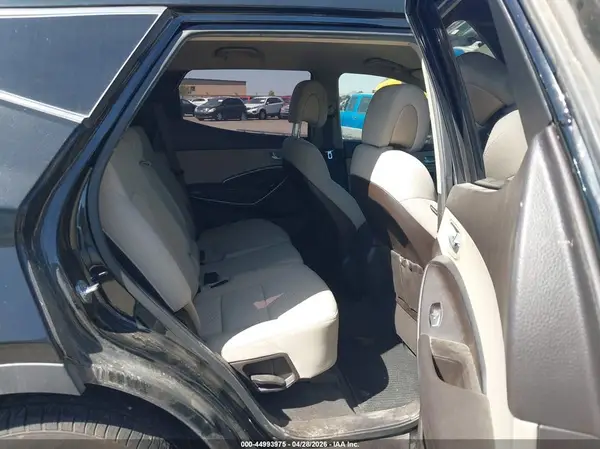 5NMZU3LB7HH007744 2017 HYUNDAI SANTA FE - Image 8