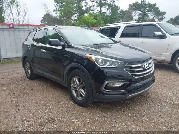 5NMZU3LB7HH009882 2017 HYUNDAI SANTA FE - Image 1