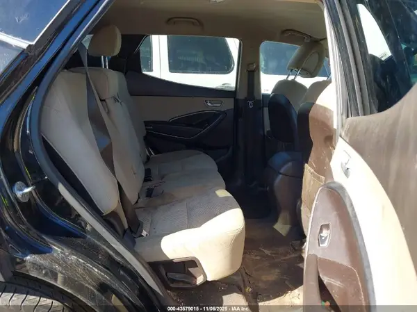 5NMZU3LB7HH010806 2017 HYUNDAI SANTA FE - Image 8