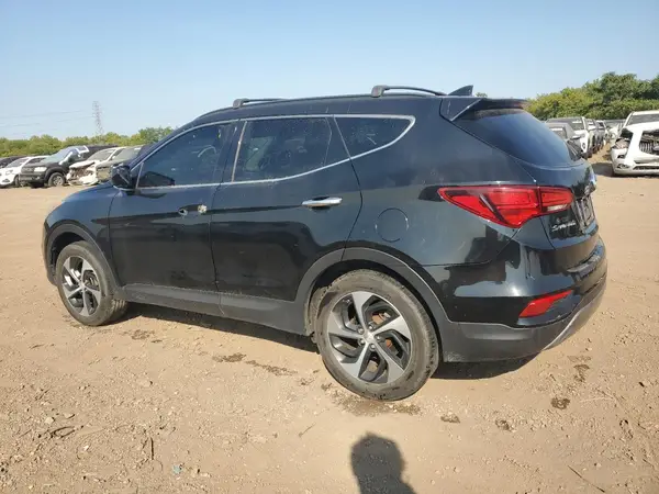 5NMZU3LB7HH011356 2017 HYUNDAI SANTA FE - Image 2