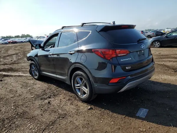 5NMZU3LB7HH011986 2017 HYUNDAI SANTA FE - Image 2