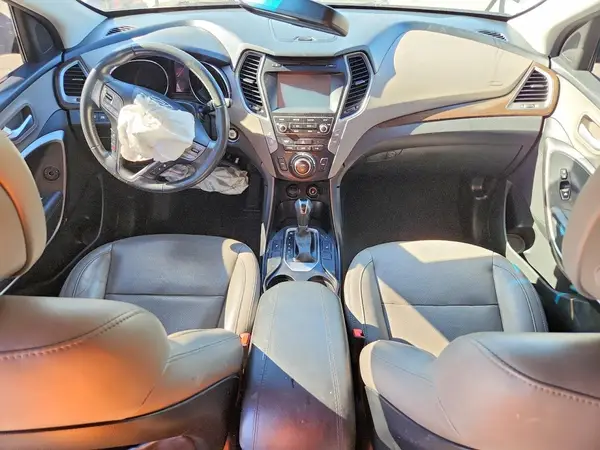 5NMZU3LB7HH014399 2017 HYUNDAI SANTA FE - Image 8