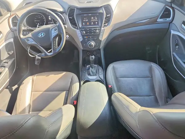 5NMZU3LB7HH018016 2017 HYUNDAI SANTA FE - Image 8