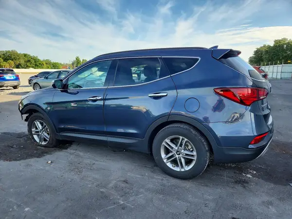 5NMZU3LB7HH018999 2017 HYUNDAI SANTA FE - Image 2