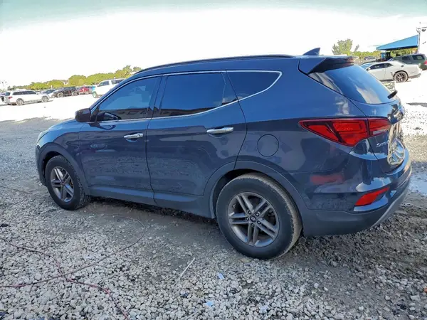 5NMZU3LB7HH023958 2017 HYUNDAI SANTA FE - Image 2