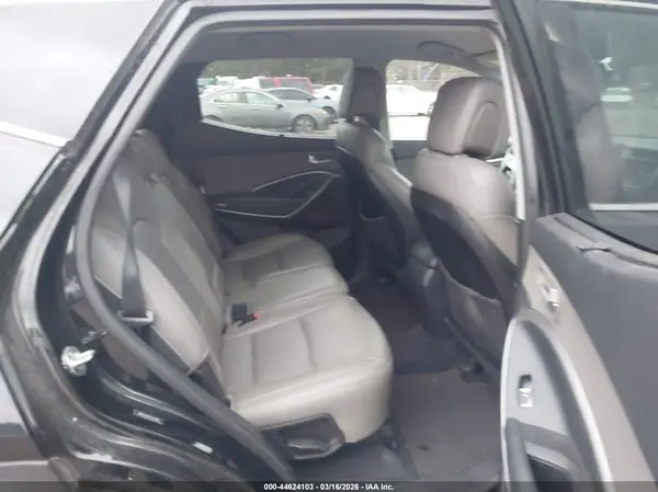 5NMZU3LB7HH024303 2017 HYUNDAI SANTA FE - Image 8