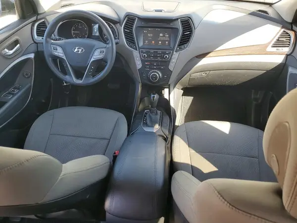 5NMZU3LB7HH031977 2017 HYUNDAI SANTA FE - Image 8