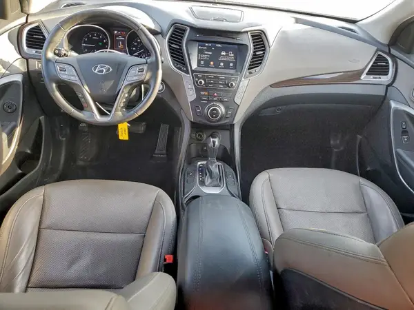 5NMZU3LB7HH036564 2017 HYUNDAI SANTA FE - Image 8