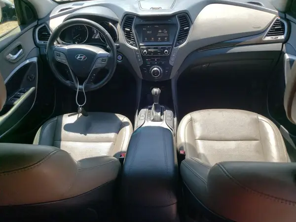 5NMZU3LB7HH037102 2017 HYUNDAI SANTA FE - Image 8