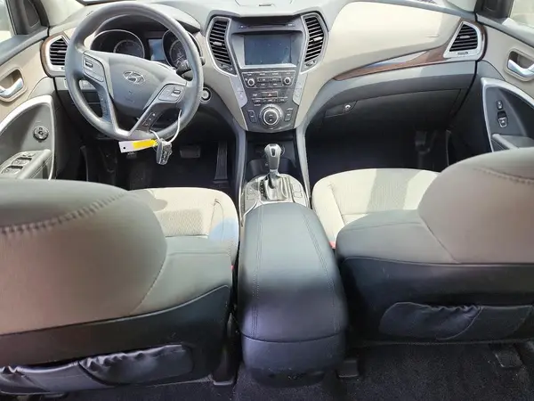 5NMZU3LB7HH047757 2017 HYUNDAI SANTA FE - Image 8