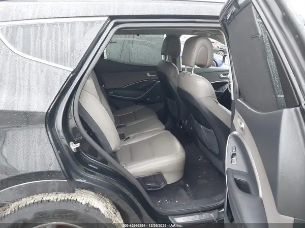 5NMZU3LB7JH057520 2018 HYUNDAI SANTA FE - Image 8