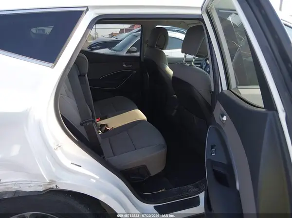 5NMZU3LB7JH060367 2018 HYUNDAI SANTA FE - Image 8
