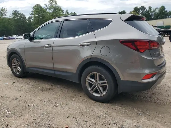 5NMZU3LB7JH075418 2018 HYUNDAI SANTA FE - Image 2