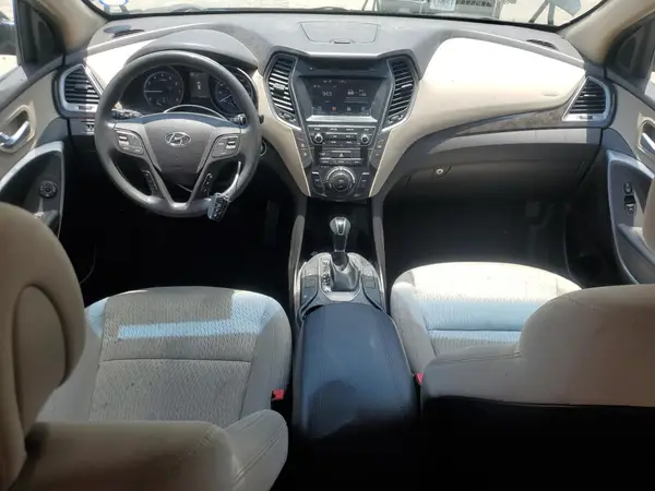 5NMZU3LB7JH083972 2018 HYUNDAI SANTA FE - Image 8