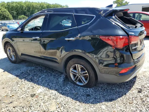 5NMZU3LB7JH091831 2018 HYUNDAI SANTA FE - Image 2