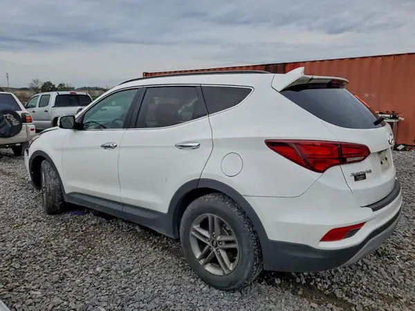 5NMZU3LB7JH095958 2018 HYUNDAI SANTA FE - Image 2