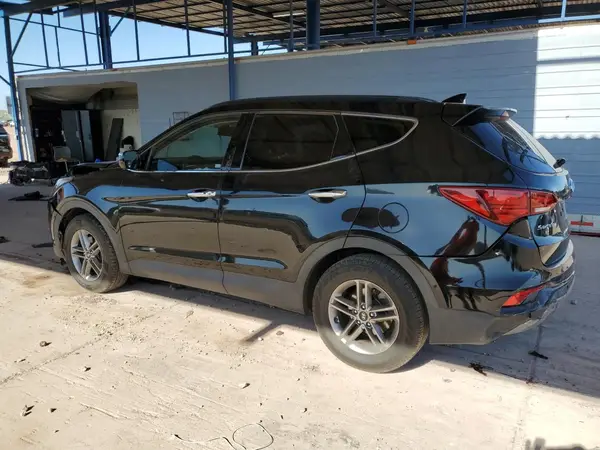 5NMZU3LB7JH097015 2018 HYUNDAI SANTA FE - Image 2