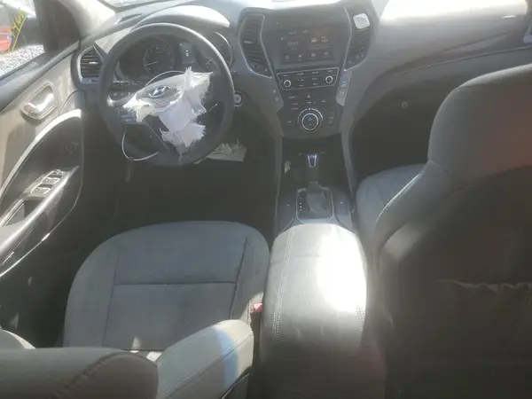 5NMZU3LB7JH097824 2018 HYUNDAI SANTA FE - Image 8