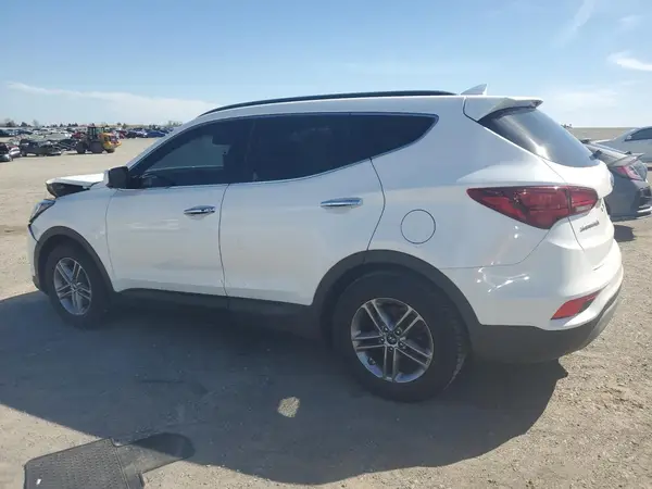 5NMZU3LB7JH103671 2018 HYUNDAI SANTA FE - Image 2