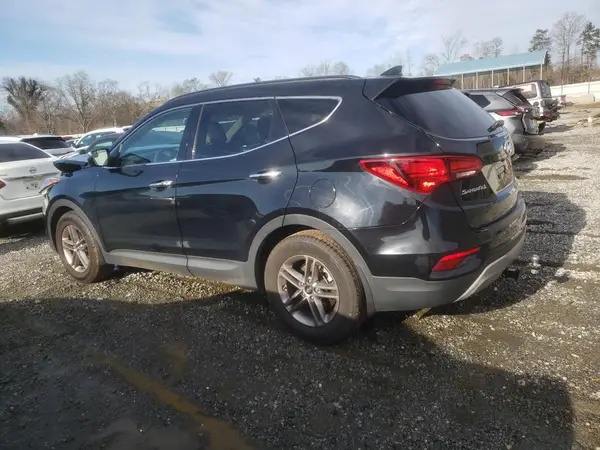 5NMZU3LB7JH107008 2018 HYUNDAI SANTA FE - Image 2