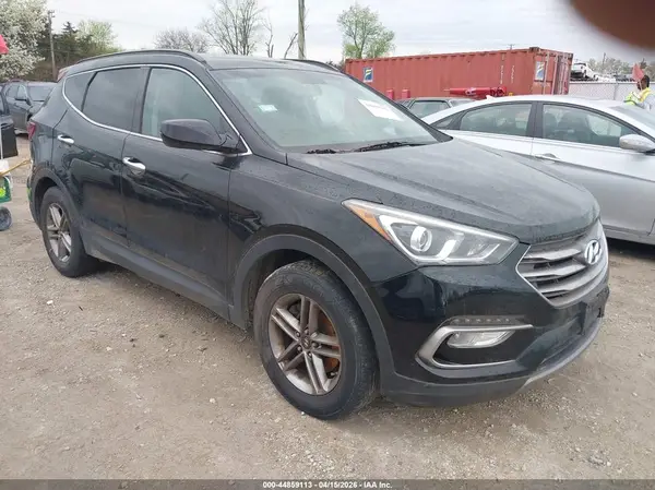 5NMZU3LB8HH001225 2017 HYUNDAI SANTA FE - Image 1