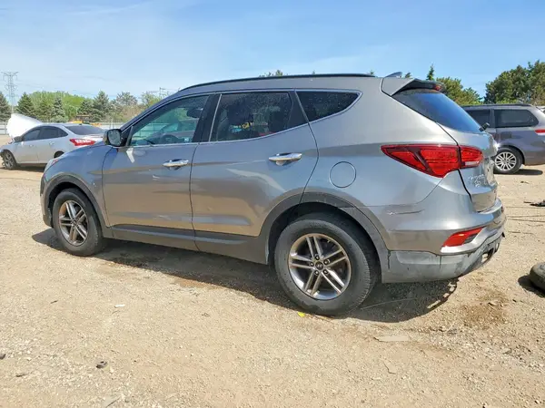 5NMZU3LB8HH002133 2017 HYUNDAI SANTA FE - Image 2