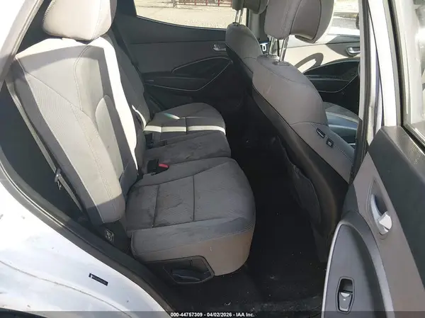 5NMZU3LB8HH002990 2017 HYUNDAI SANTA FE - Image 8