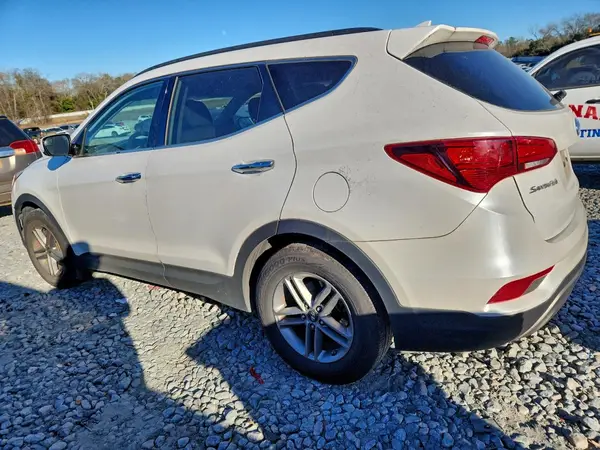 5NMZU3LB8HH005923 2017 HYUNDAI SANTA FE - Image 2