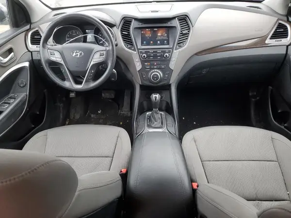 5NMZU3LB8HH006229 2017 HYUNDAI SANTA FE - Image 8