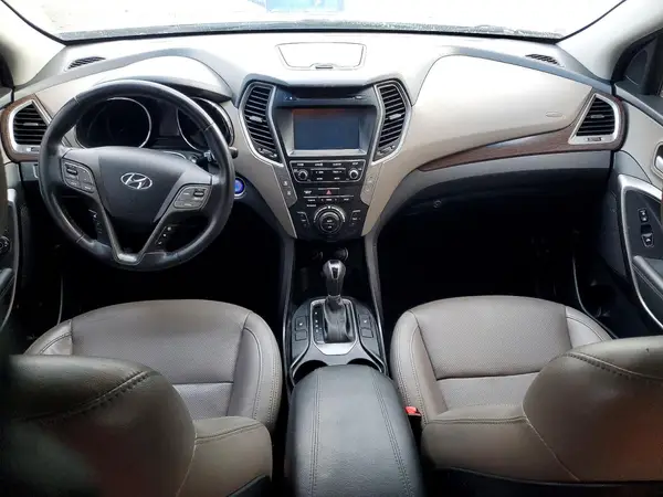5NMZU3LB8HH009020 2017 HYUNDAI SANTA FE - Image 8
