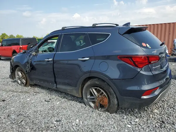 5NMZU3LB8HH014993 2017 HYUNDAI SANTA FE - Image 2