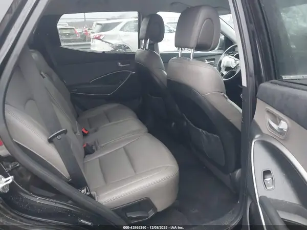 5NMZU3LB8HH015416 2017 HYUNDAI SANTA FE - Image 8