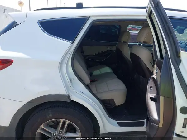 5NMZU3LB8HH017571 2017 HYUNDAI SANTA FE - Image 8