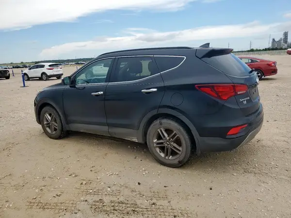 5NMZU3LB8HH017764 2017 HYUNDAI SANTA FE - Image 2