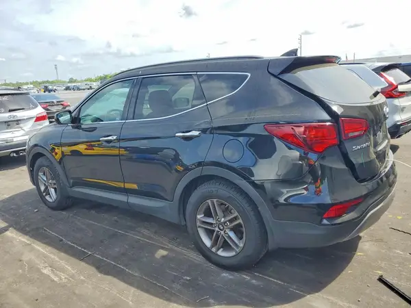 5NMZU3LB8HH019742 2017 HYUNDAI SANTA FE - Image 2