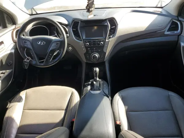 5NMZU3LB8HH019949 2017 HYUNDAI SANTA FE - Image 8
