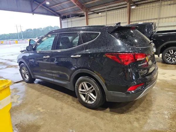 5NMZU3LB8HH020373 2017 HYUNDAI SANTA FE - Image 2