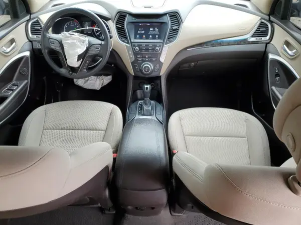 5NMZU3LB8HH022351 2017 HYUNDAI SANTA FE - Image 8