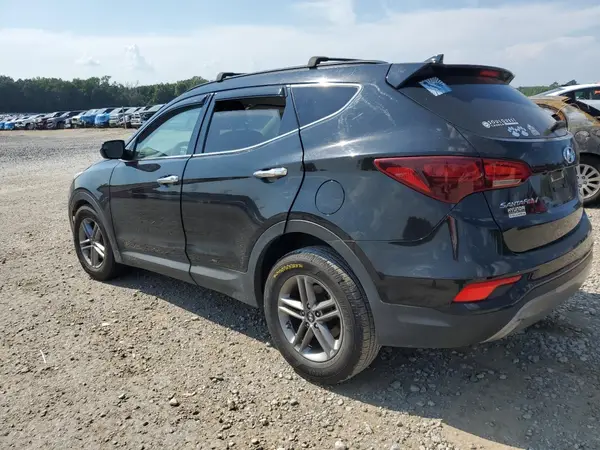 5NMZU3LB8HH025654 2017 HYUNDAI SANTA FE - Image 2