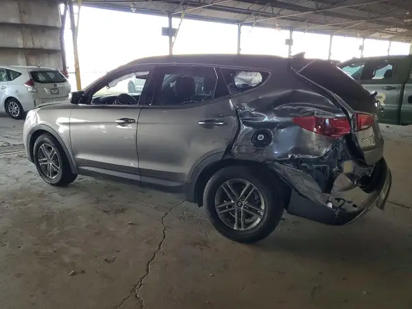 5NMZU3LB8HH029932 2017 HYUNDAI SANTA FE - Image 2