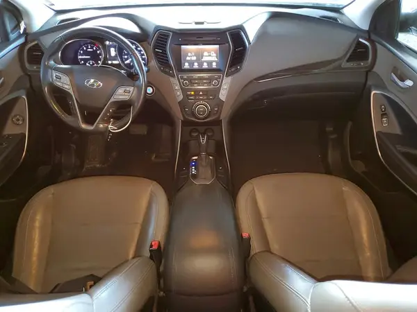 5NMZU3LB8HH029932 2017 HYUNDAI SANTA FE - Image 8